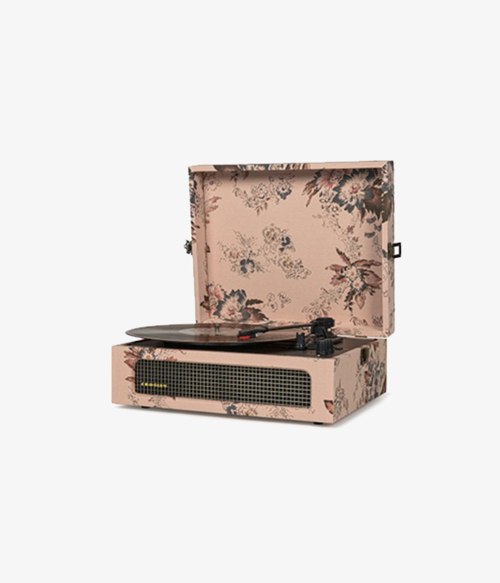DomusArreda_crosley_GIRADISCHI-VOYAGER-FLORAL02